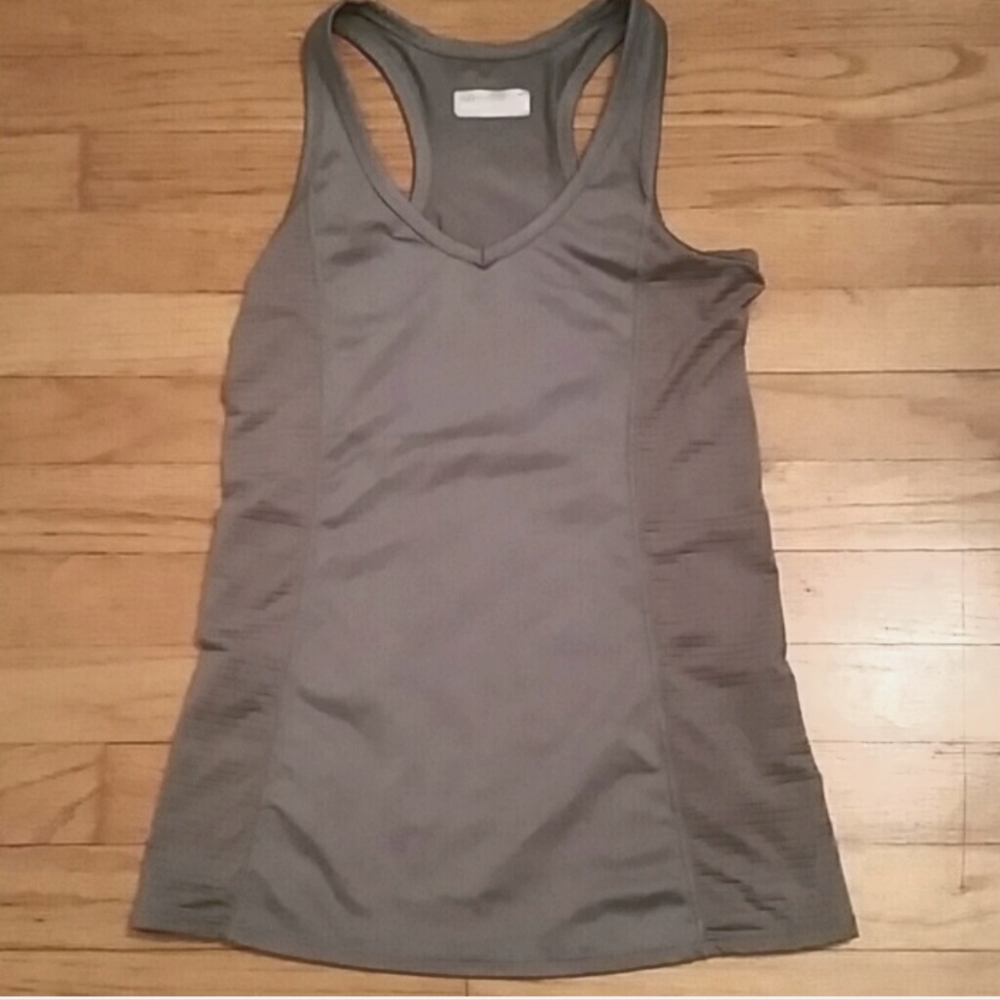 Roxy grey racerback athletic tank top quick dry sweat-wicking material